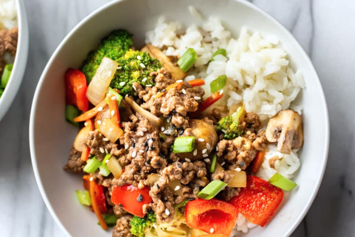A dish of Ground Beef Stir Fry.