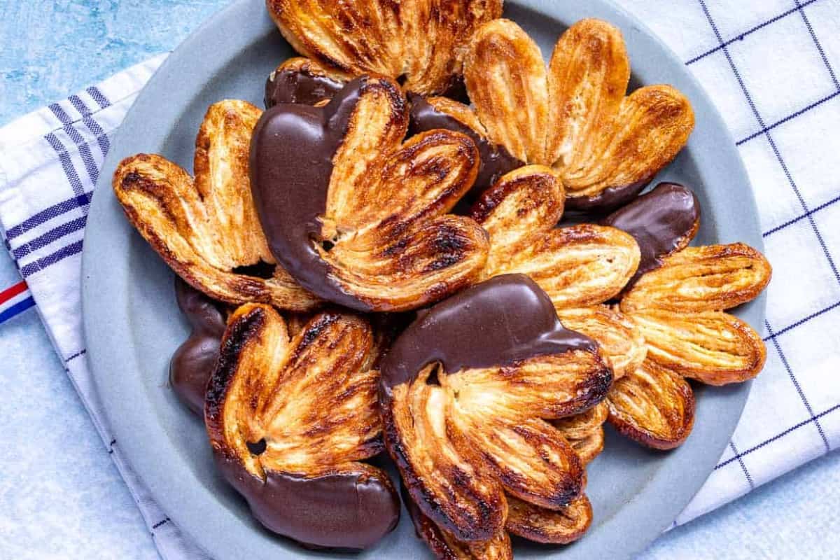 A plate of French Palmiers.
