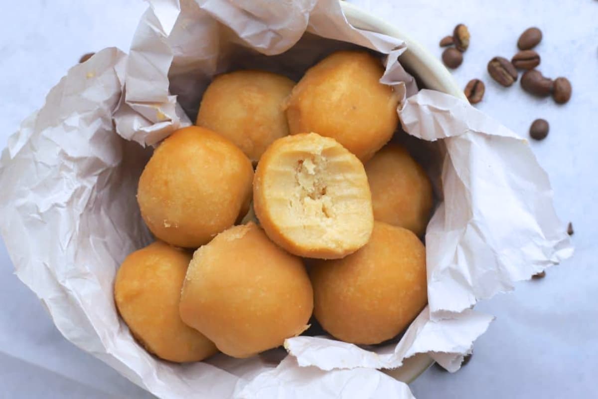 A bowl of Maple Protein Coffee Bites.