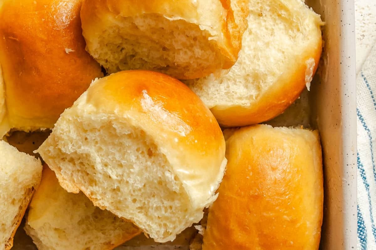 A dish of Fluffy Bread Machine Dinner Rolls.