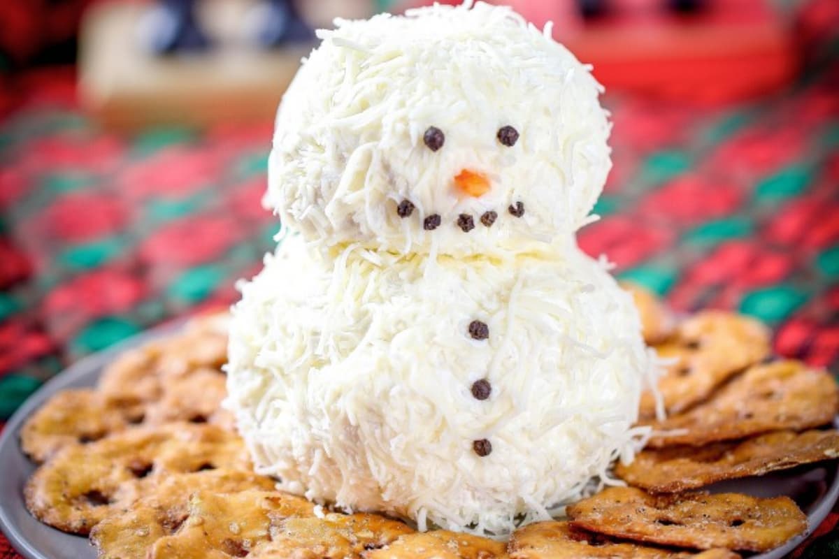 A plate of Ranch Snowman Cheeseball.