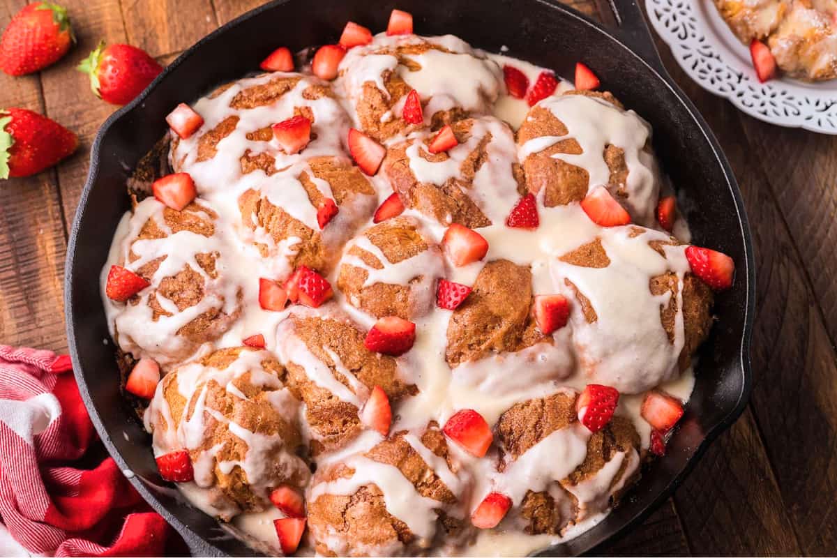 A dish of Baked French Toast Skillet.