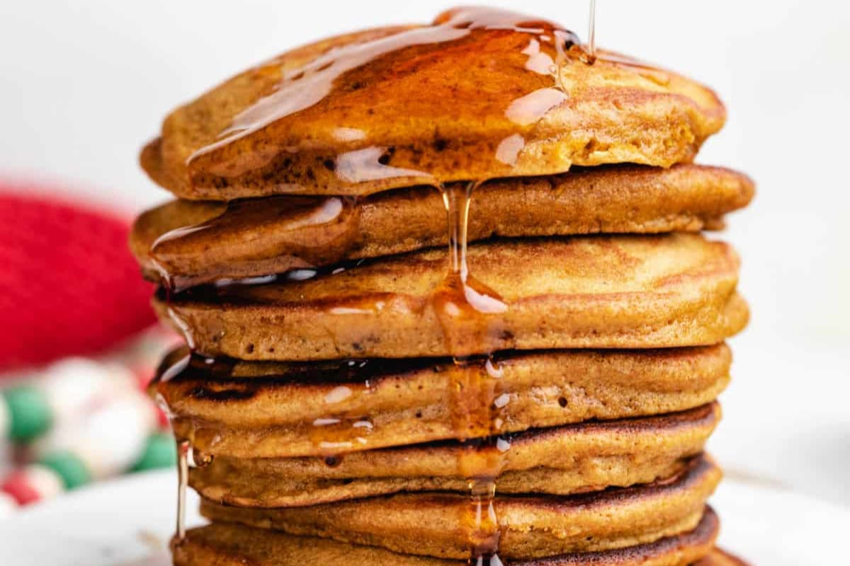 A plate of Gingerbread Pancakes.