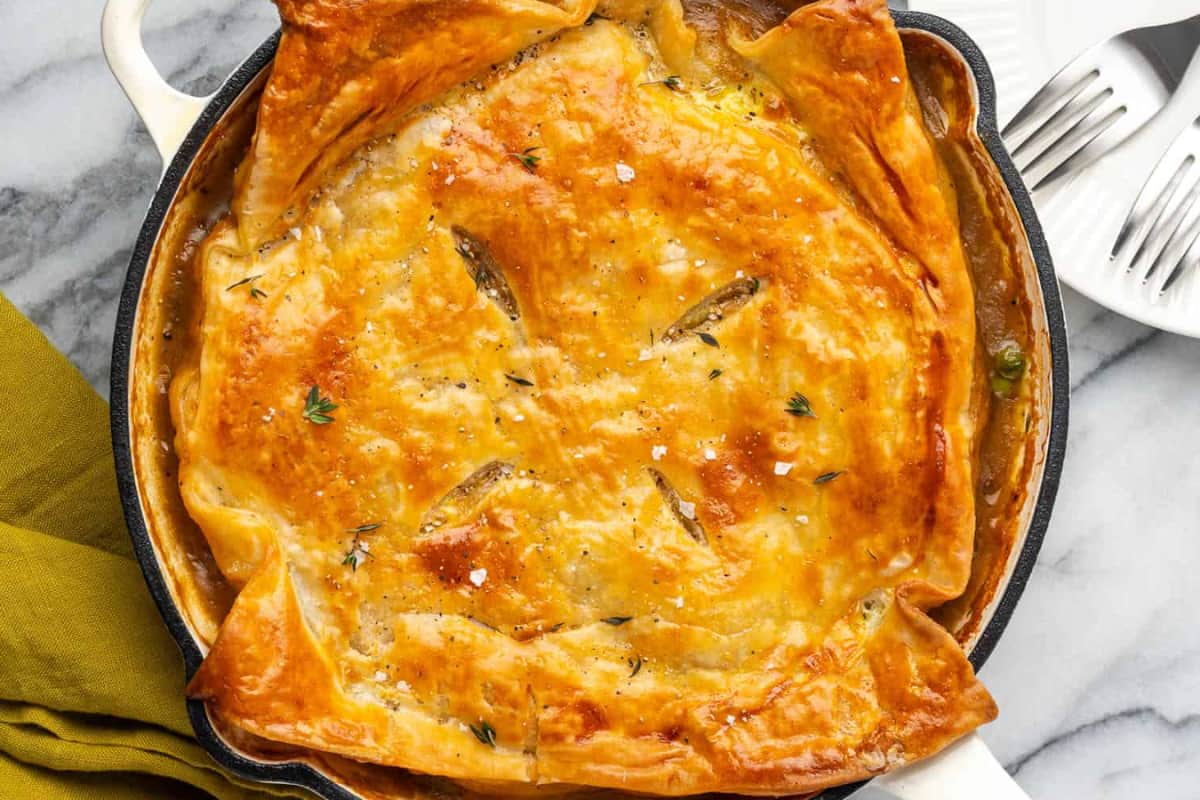 A dish of Turkey Pot Pie with Puff Pastry.