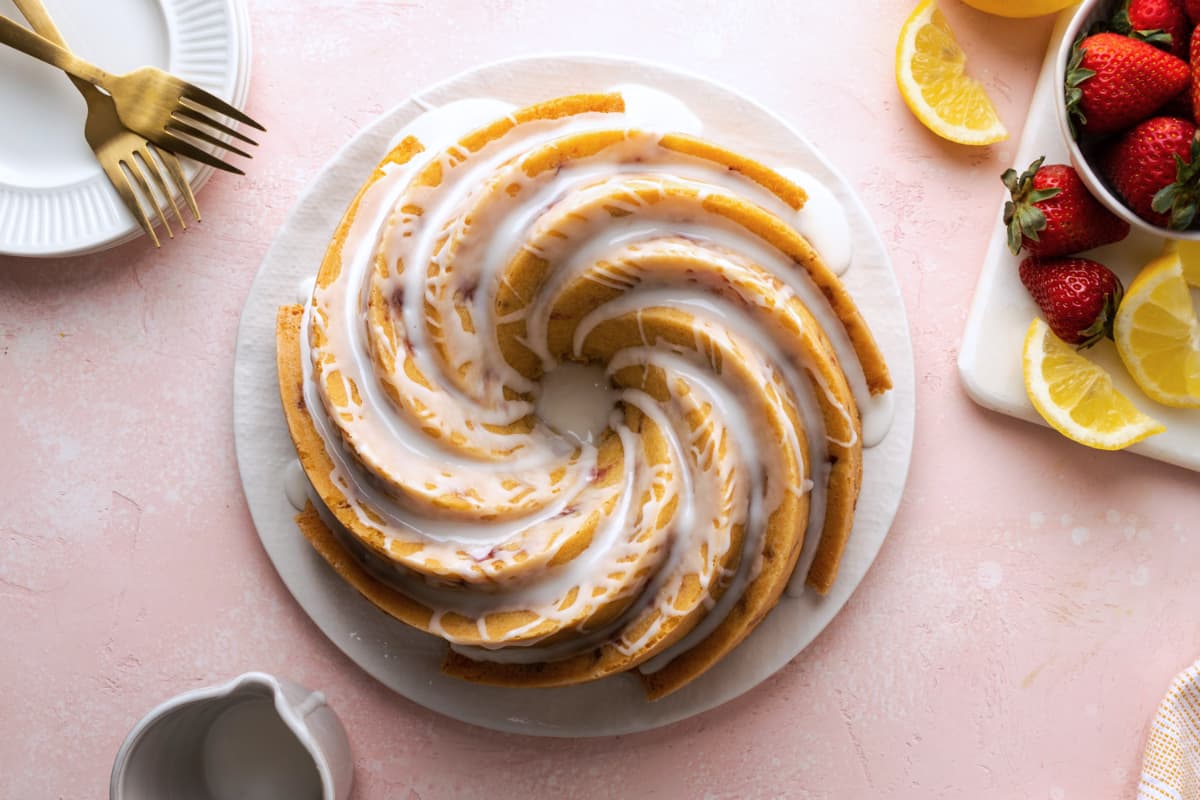 A plate of Strawberry Lemon Yogurt Cake.