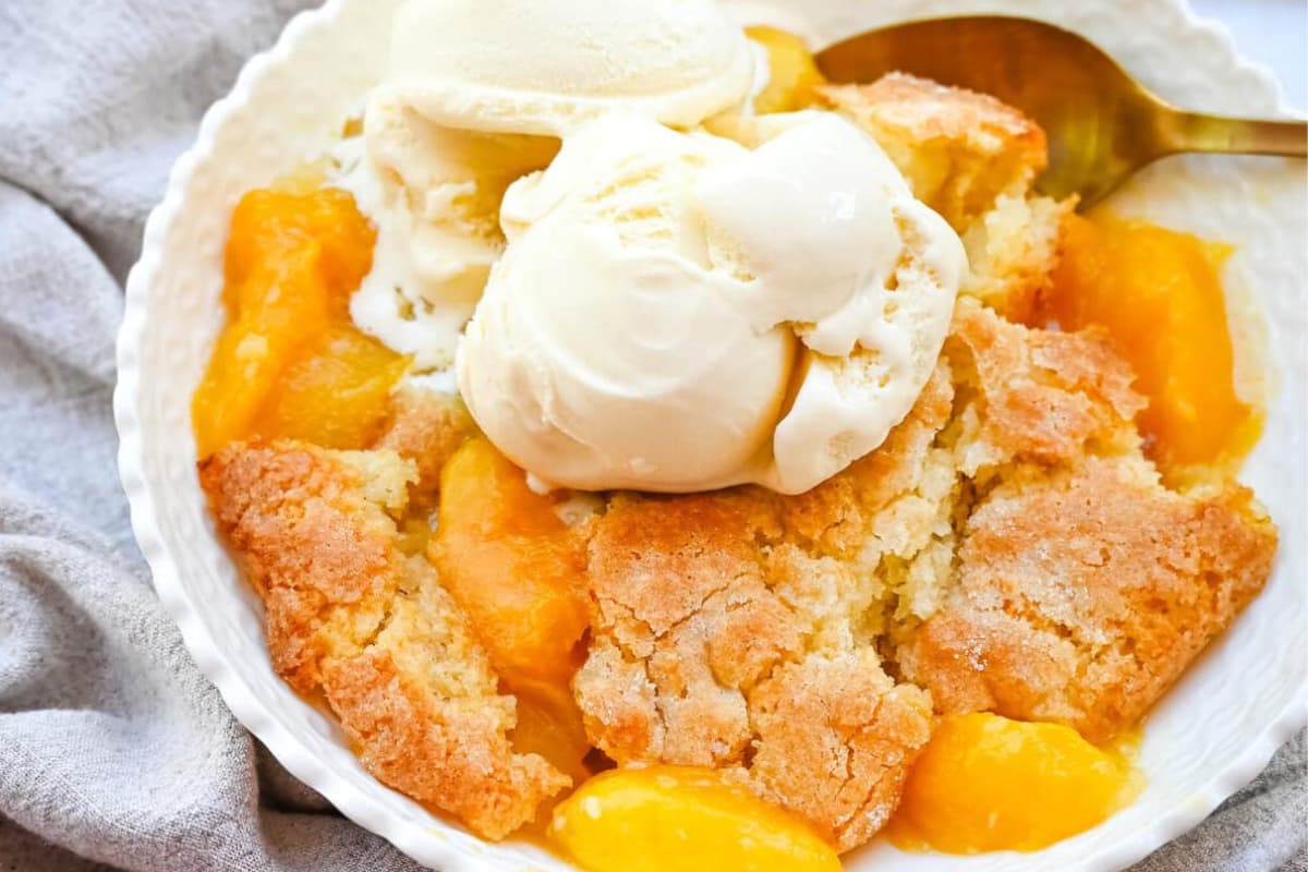 A dish of Nectarine Cobbler.