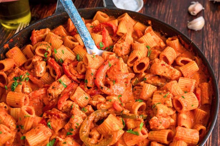 A dish of Chicken Riggies.