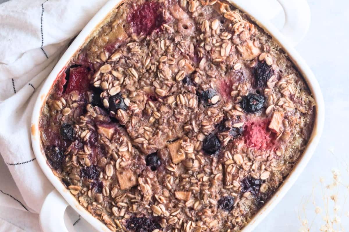 A dish of Healthy Berry Protein Baked Oats.