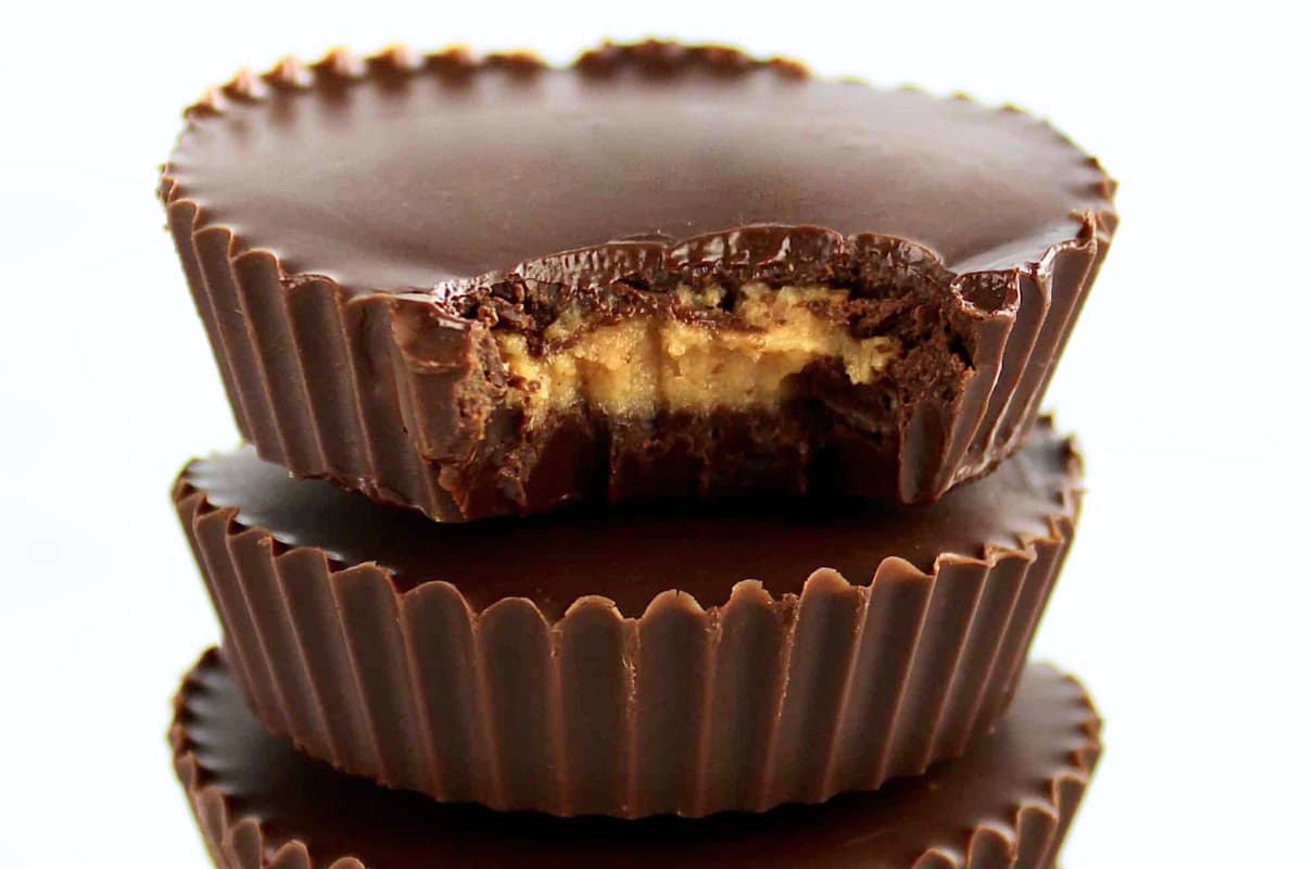 A plate of Keto Peanut Butter Cups.