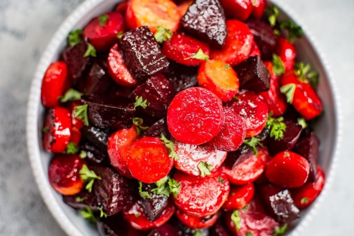 A dish of Maple Roasted Beets and Carrots.