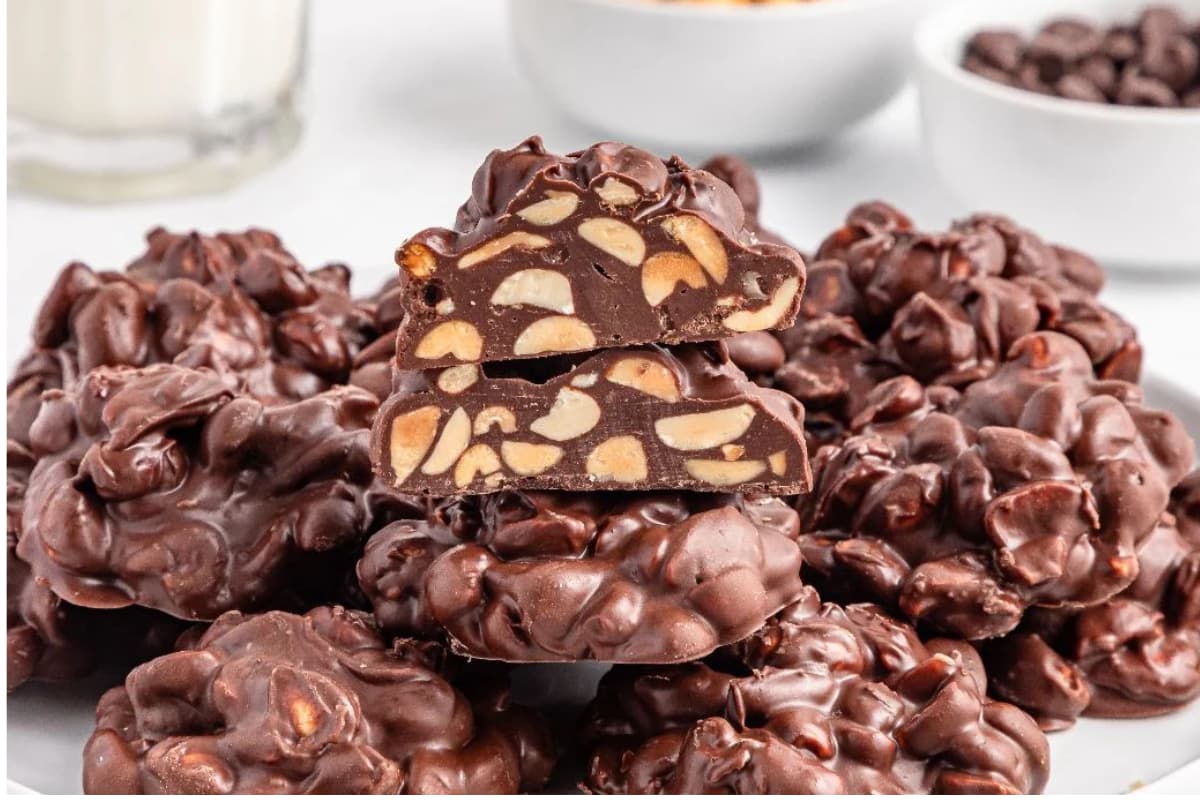 A plate of Crockpot Candy.