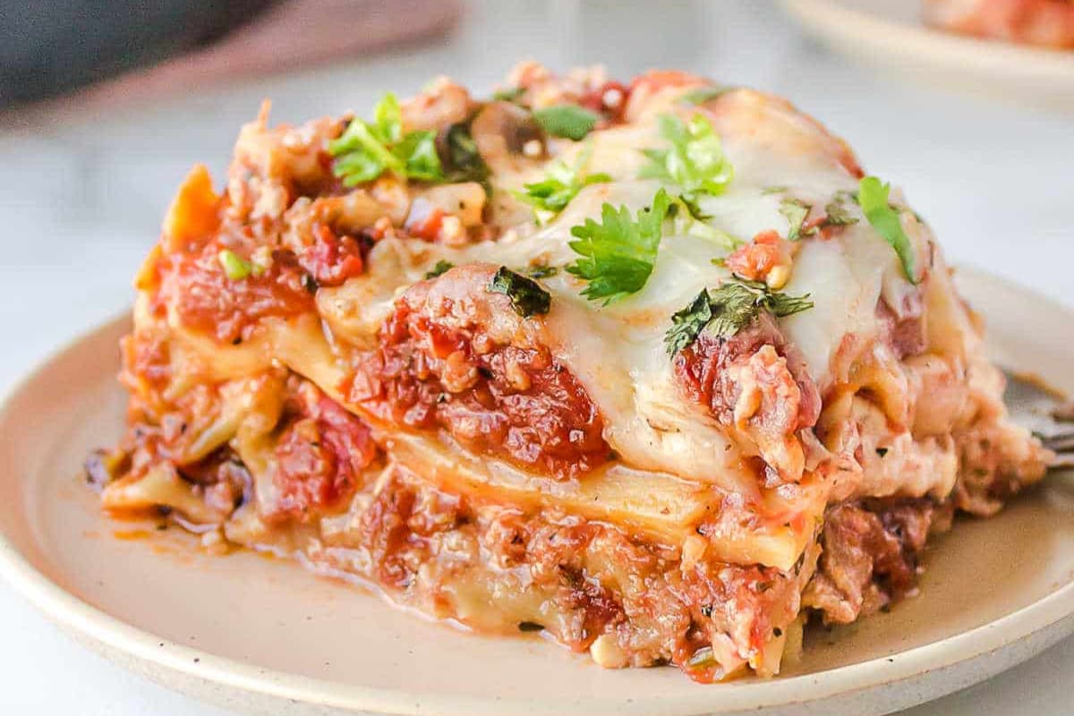 A plate of Crock Pot Lasagna.