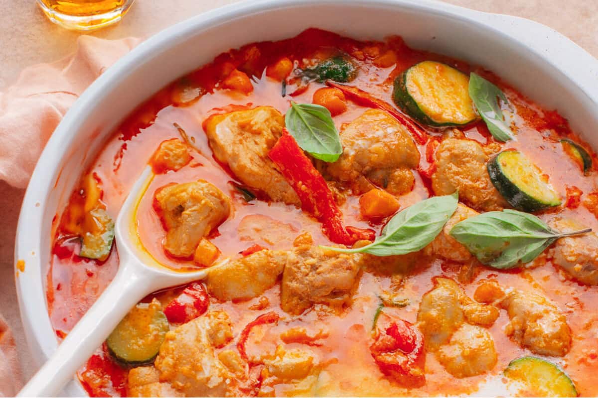 A dish of Simple Red Curry with Chicken Thighs.