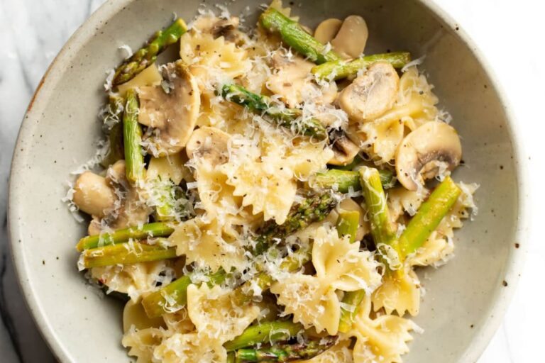 A bowl of Asparagus and Mushroom Pasta.