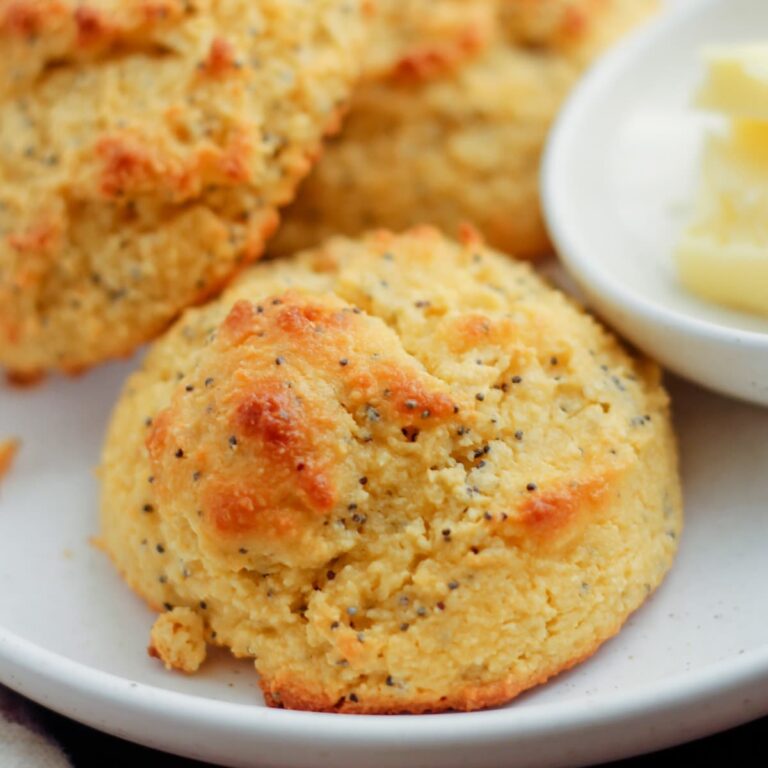 Almond flour rolls on a plate.