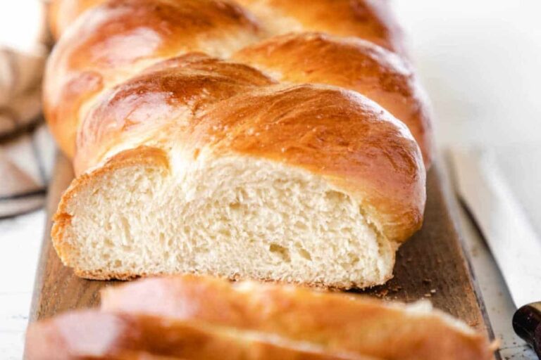 A plate of Braided Bread.