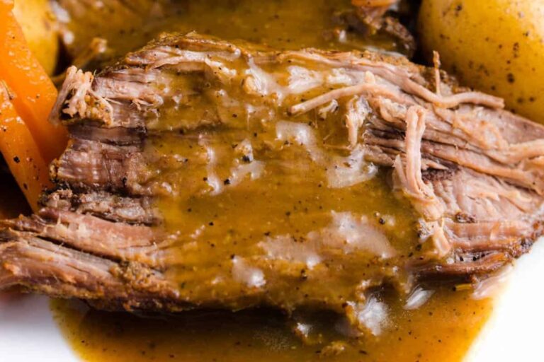 A plate of Instant Pot Tri Tip.