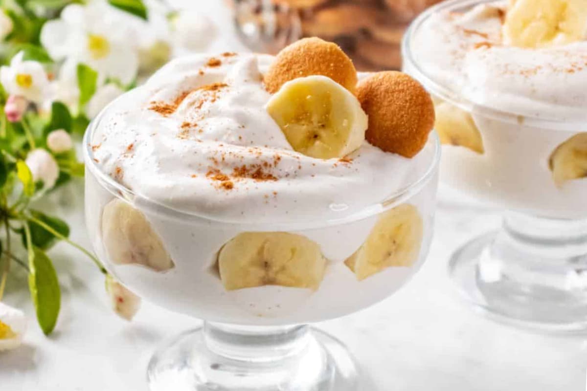 A dish of Healthy Banana Pudding.