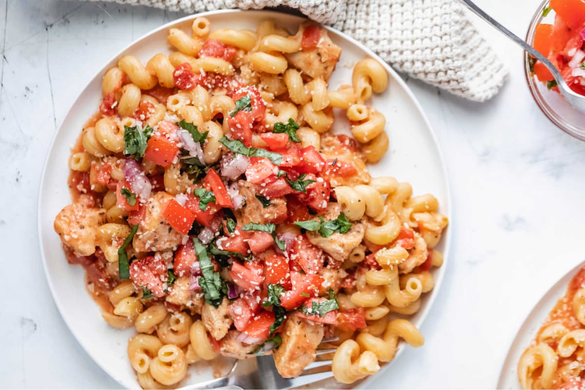 A plate of Instant Pot Bruschetta Chicken Pasta.