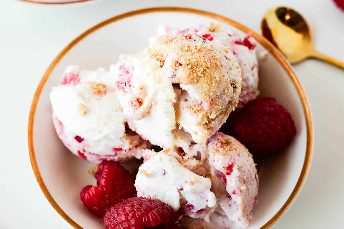 A dish of raspberry cottage cheesecake.