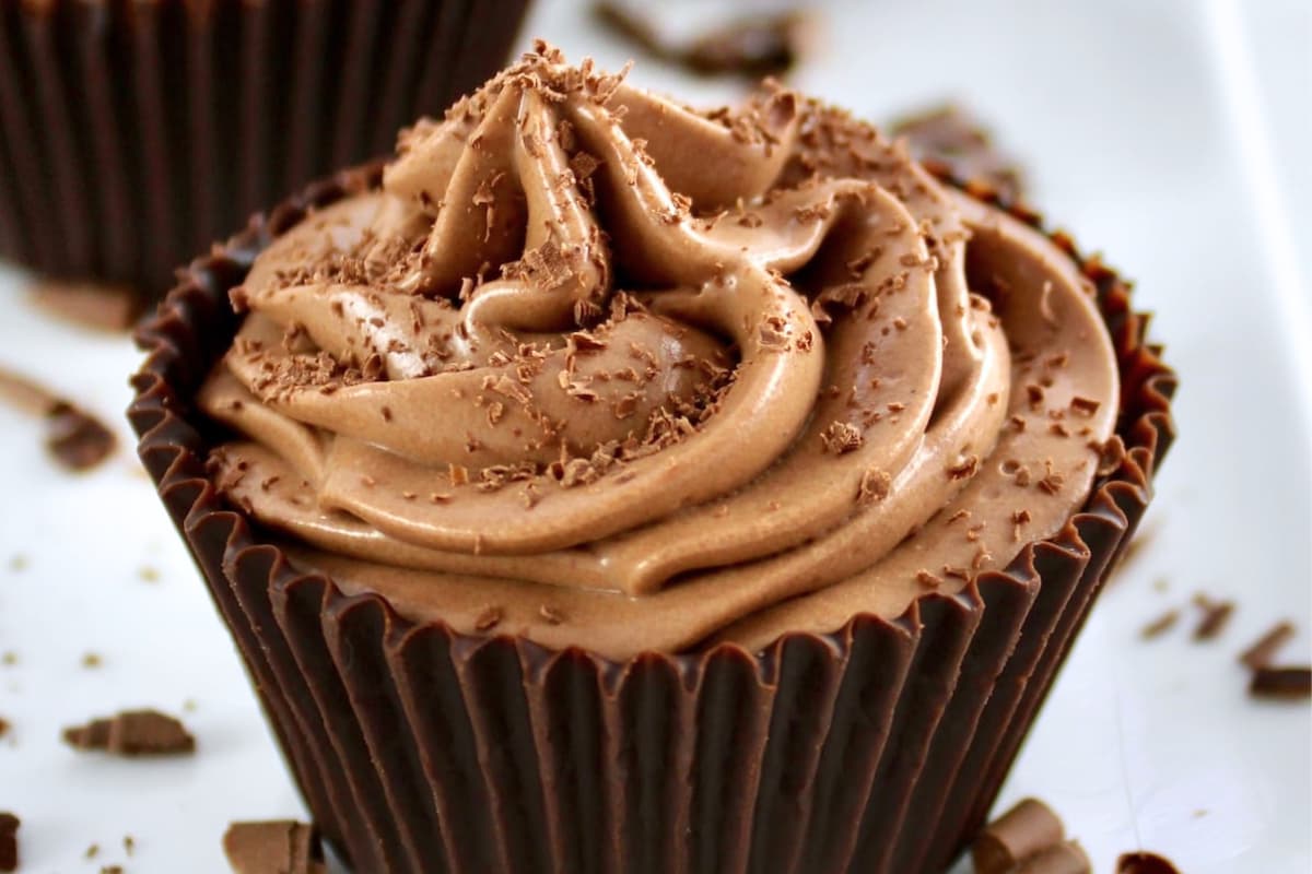 A dish of Sugar Free Espresso Chocolate Mousse Cups.