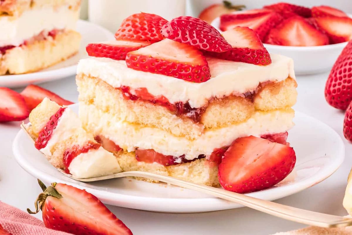 A plate of Strawberry Tiramisu.