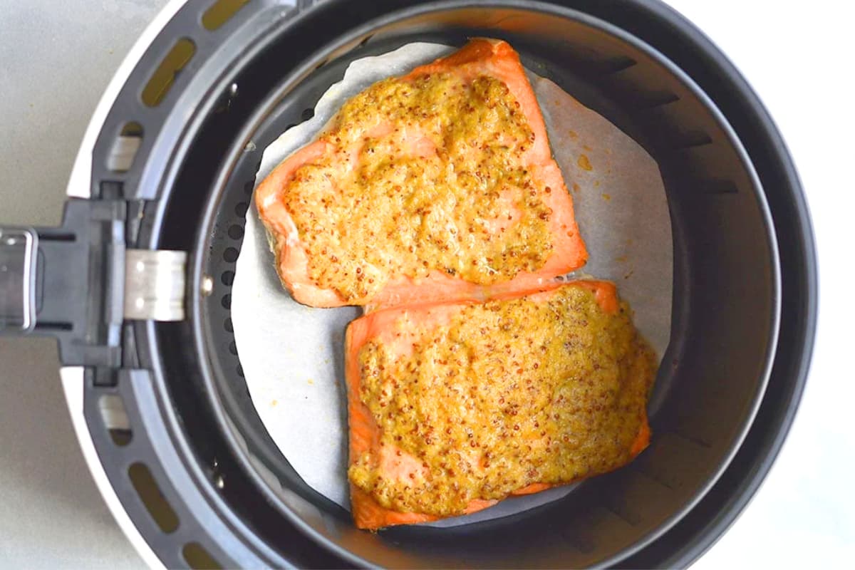 A dish of Healthy Air Fryer Mustard Salmon.