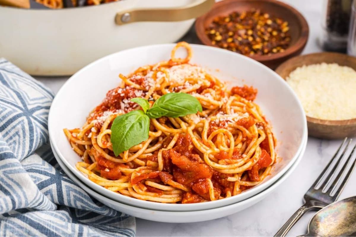 A bowl of Pasta Amatriciana.