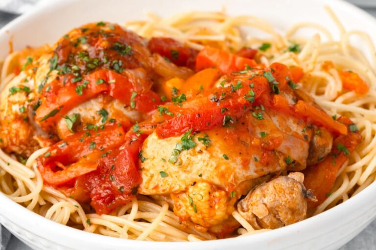 A dish of Instant Pot Chicken Cacciatore.