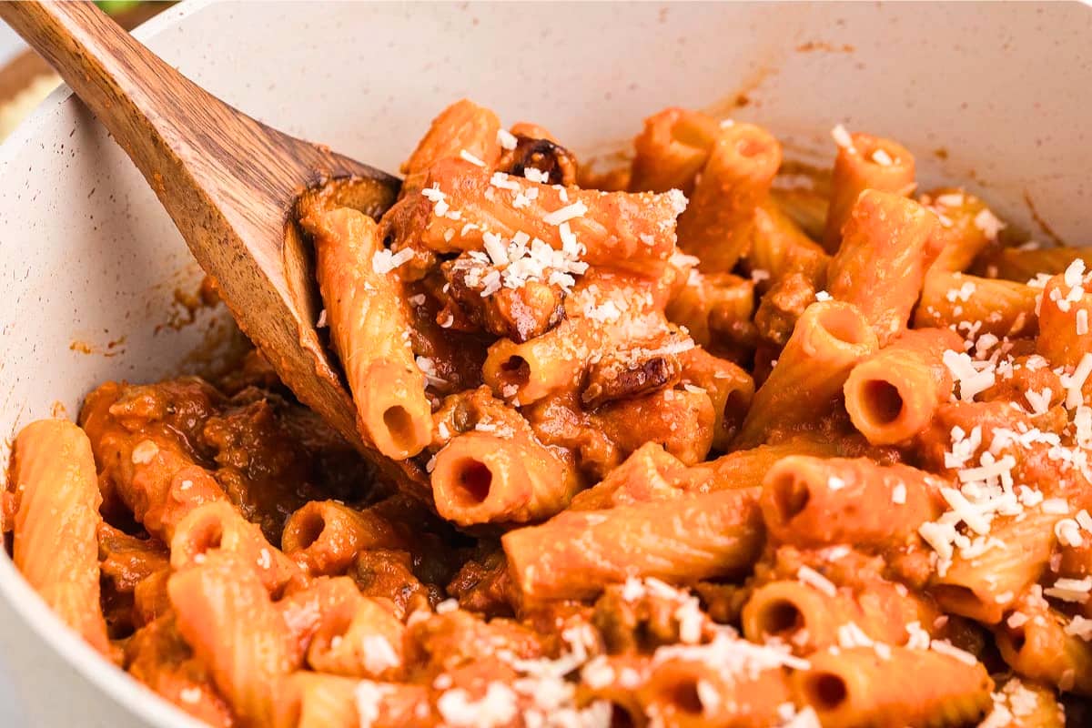 A dish of Pasta alla Zozzona.