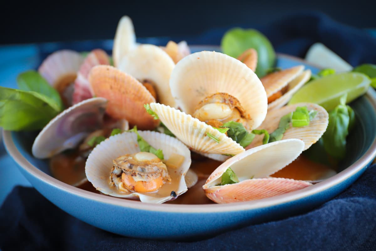 A bowl of Creamy Scallop Curry.