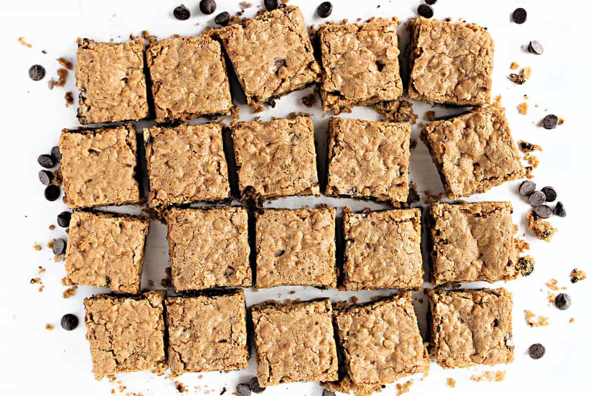 A dish of Chocolate Chip Oat Bars.