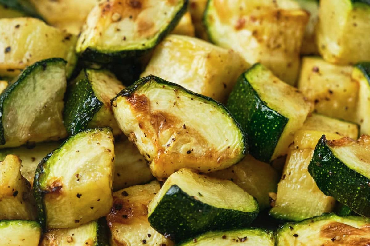 A dish of Air Fryer Zucchini.