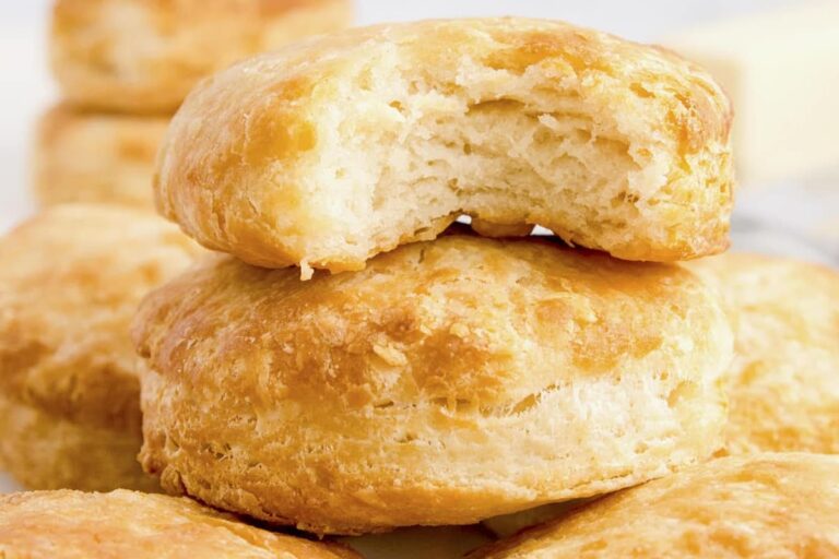 A plate of Air Fryer Biscuits.