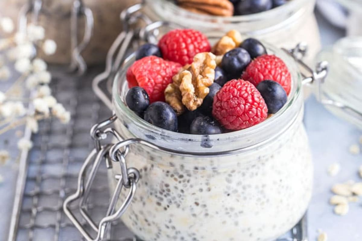 A dish of Healthy Protein Overnight Oats.