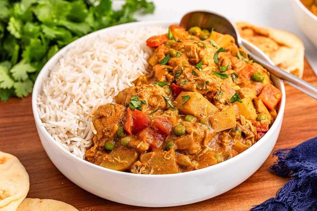 A dish of Slow Cooker Chicken Curry.