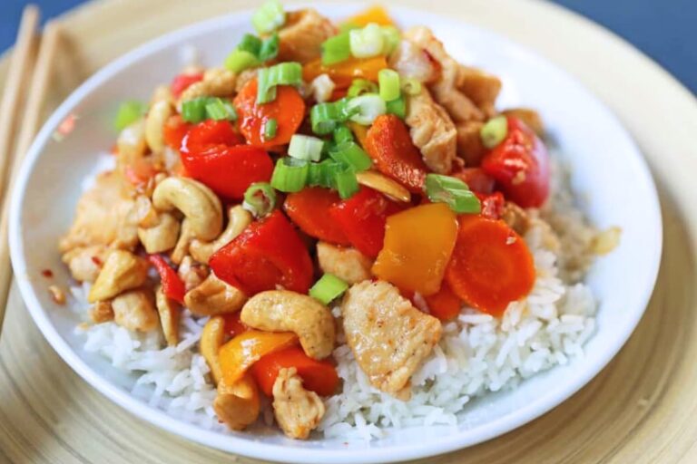 A dish of Honey Cashew Chicken.