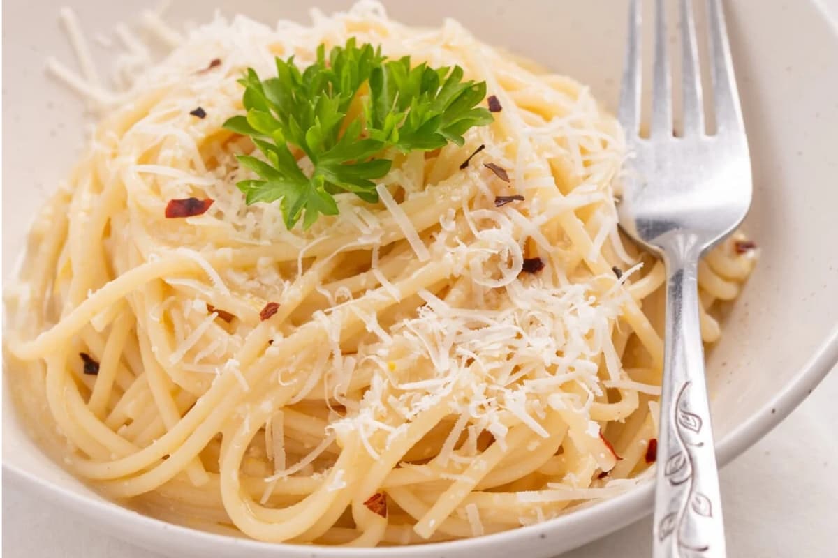 A dish of Lemon Butter Pasta.