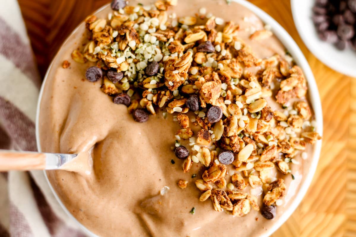 A dish of chocolate smoothie bowl.
