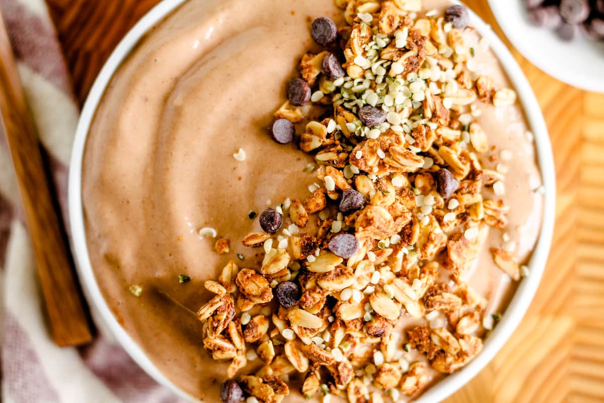A dish of chocolate smoothie bowl.