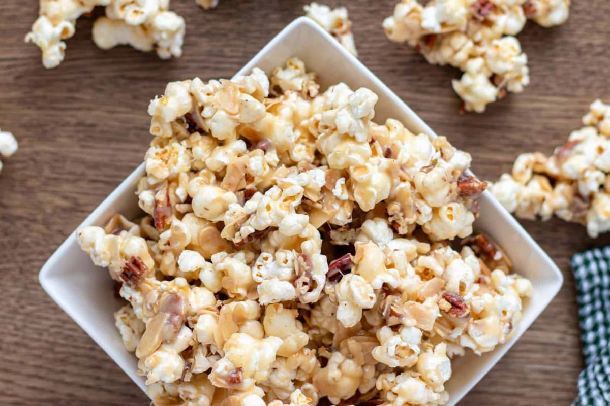 A dish of Old-Fashioned Caramel Corn with Nuts.