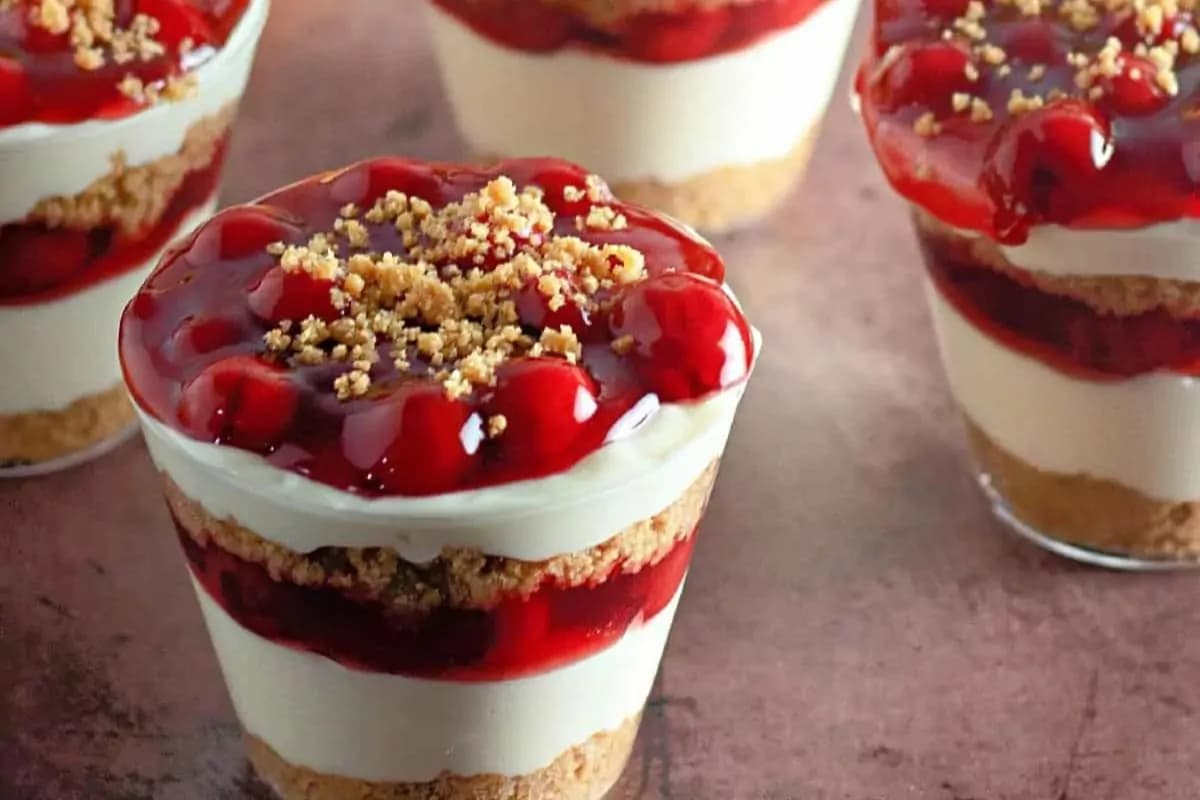 A dish of No Bake Cheesecake Parfait.