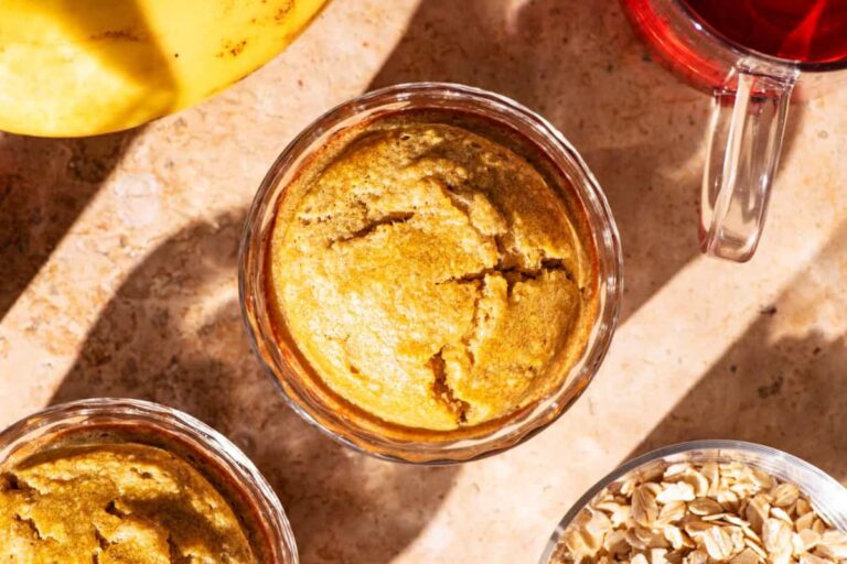 A dish of Banana Bread Baked Oats.