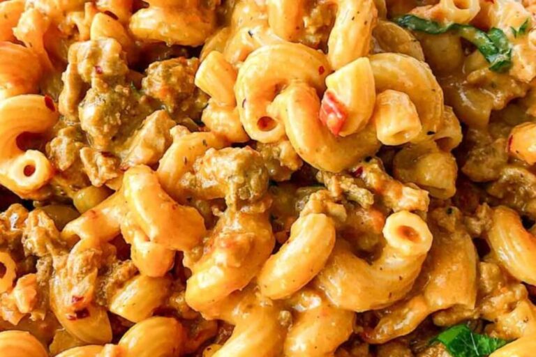A dish of Ground Turkey Pasta.