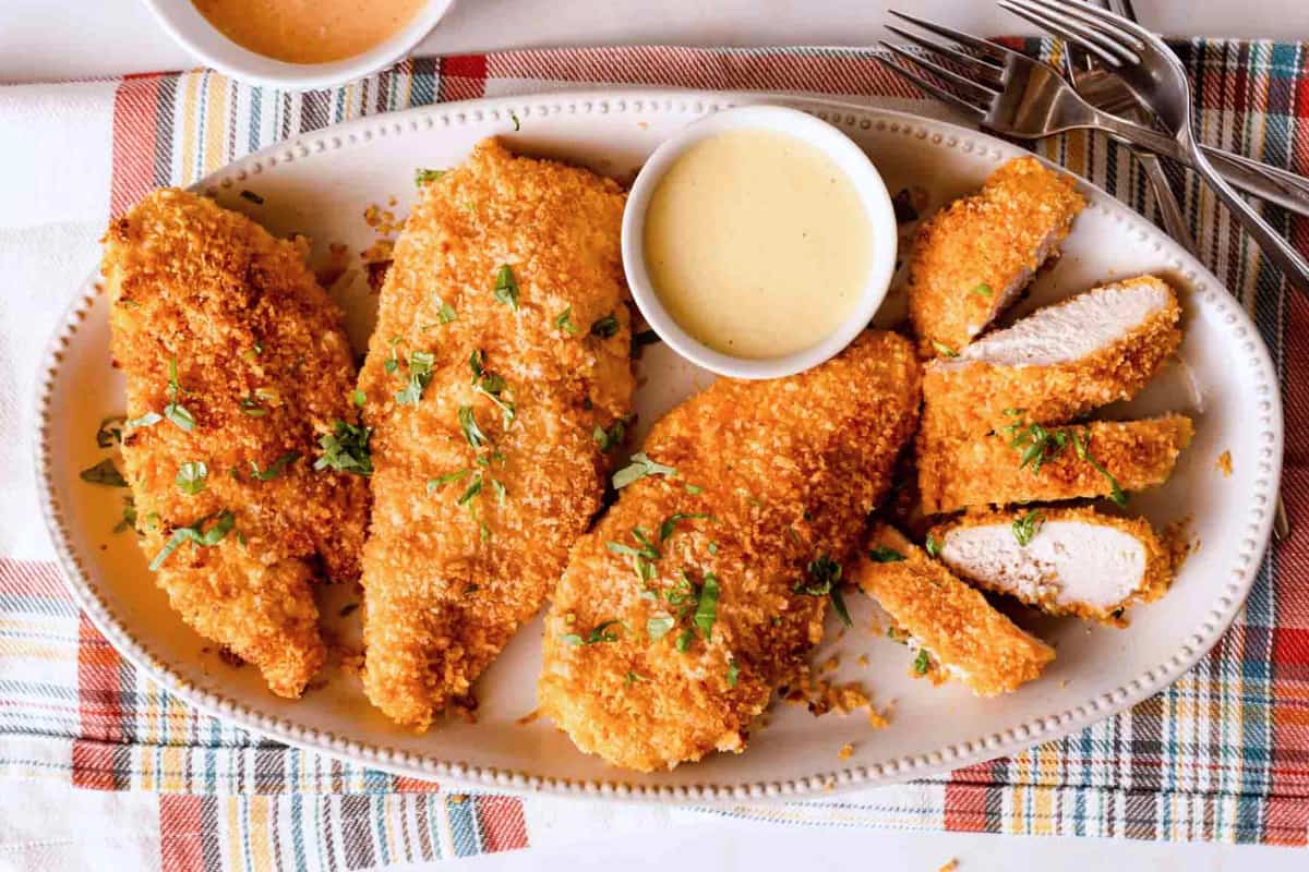 A dish of Panko Baked Chicken.