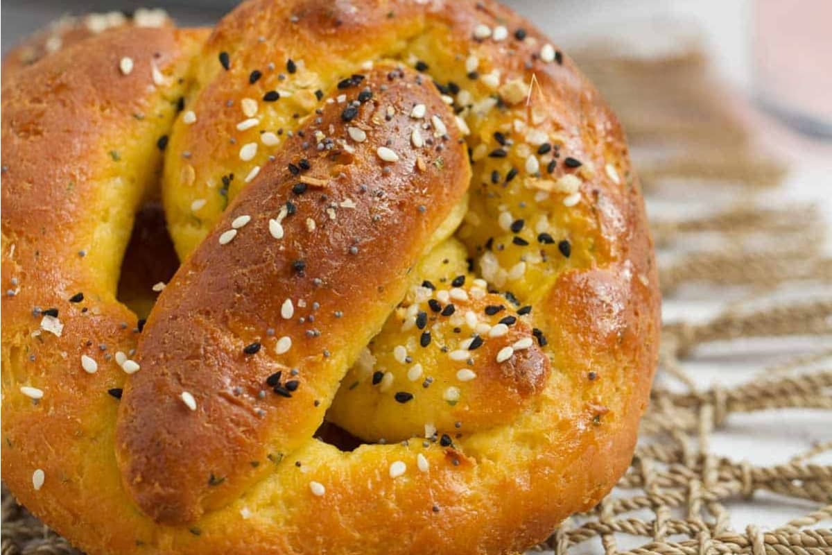 A plate of Easy Low Carb Pretzels.