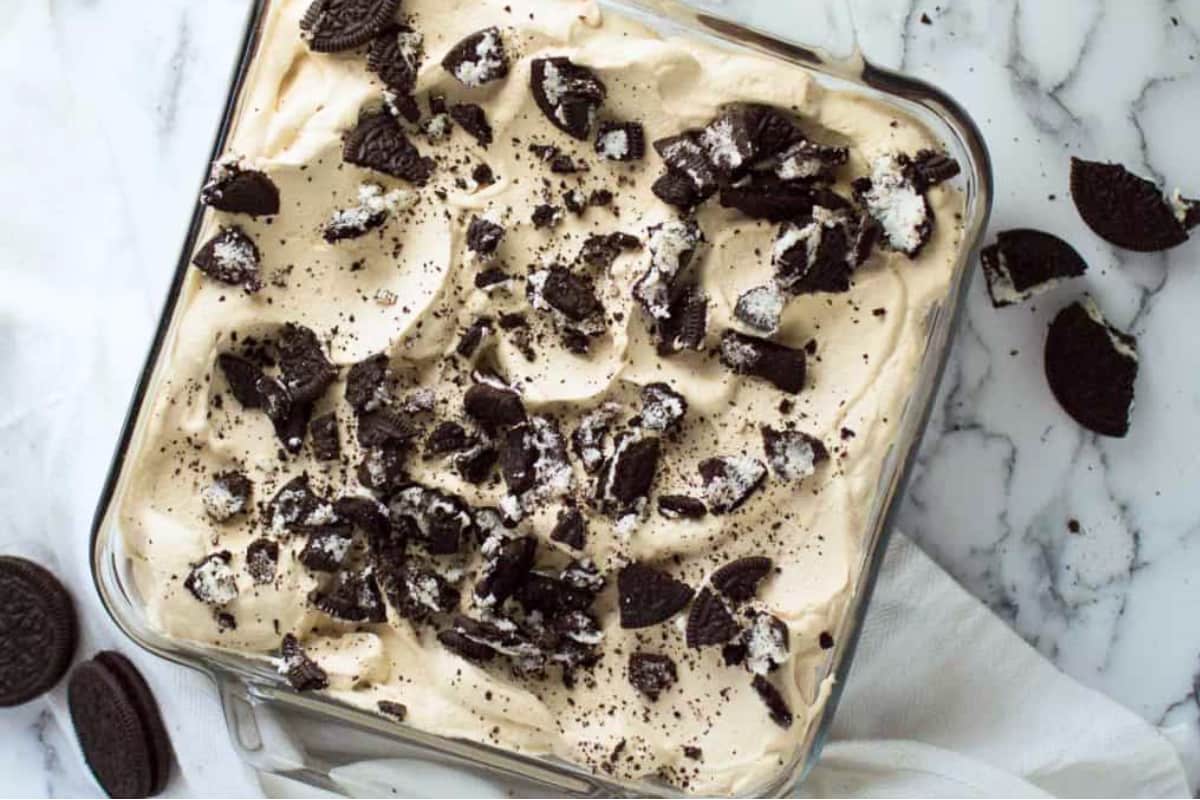 A dish of Mocha Oreo No Bake Dessert.
