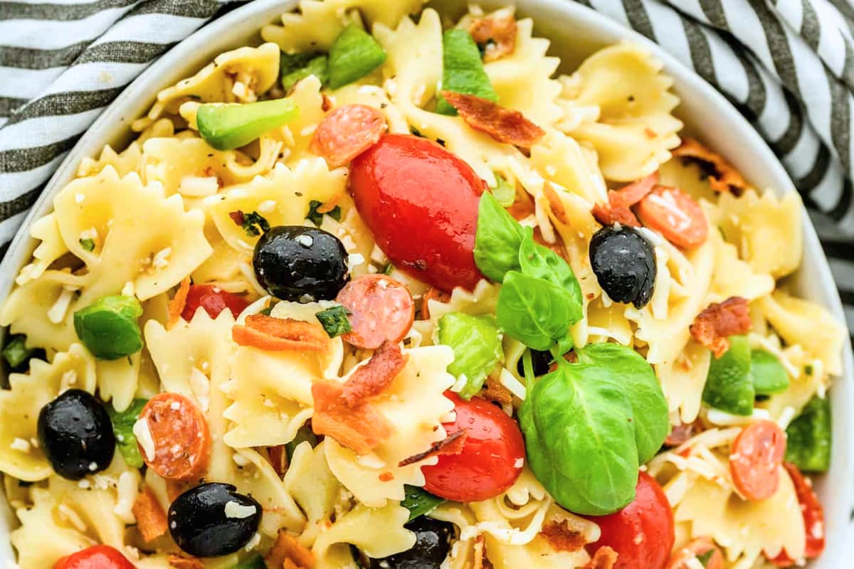 A dish of Pizza Pasta Salad.