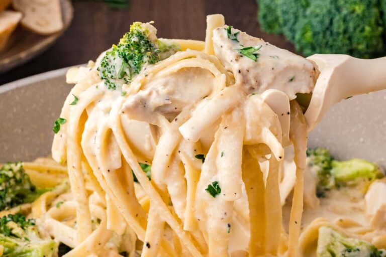 A dish of Chicken and Broccoli Alfredo.
