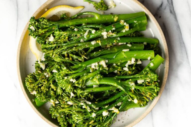 A plate of Garlic Butter Broccolini.